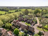 Lawson Walk, Carshalton Beeches - preview 2